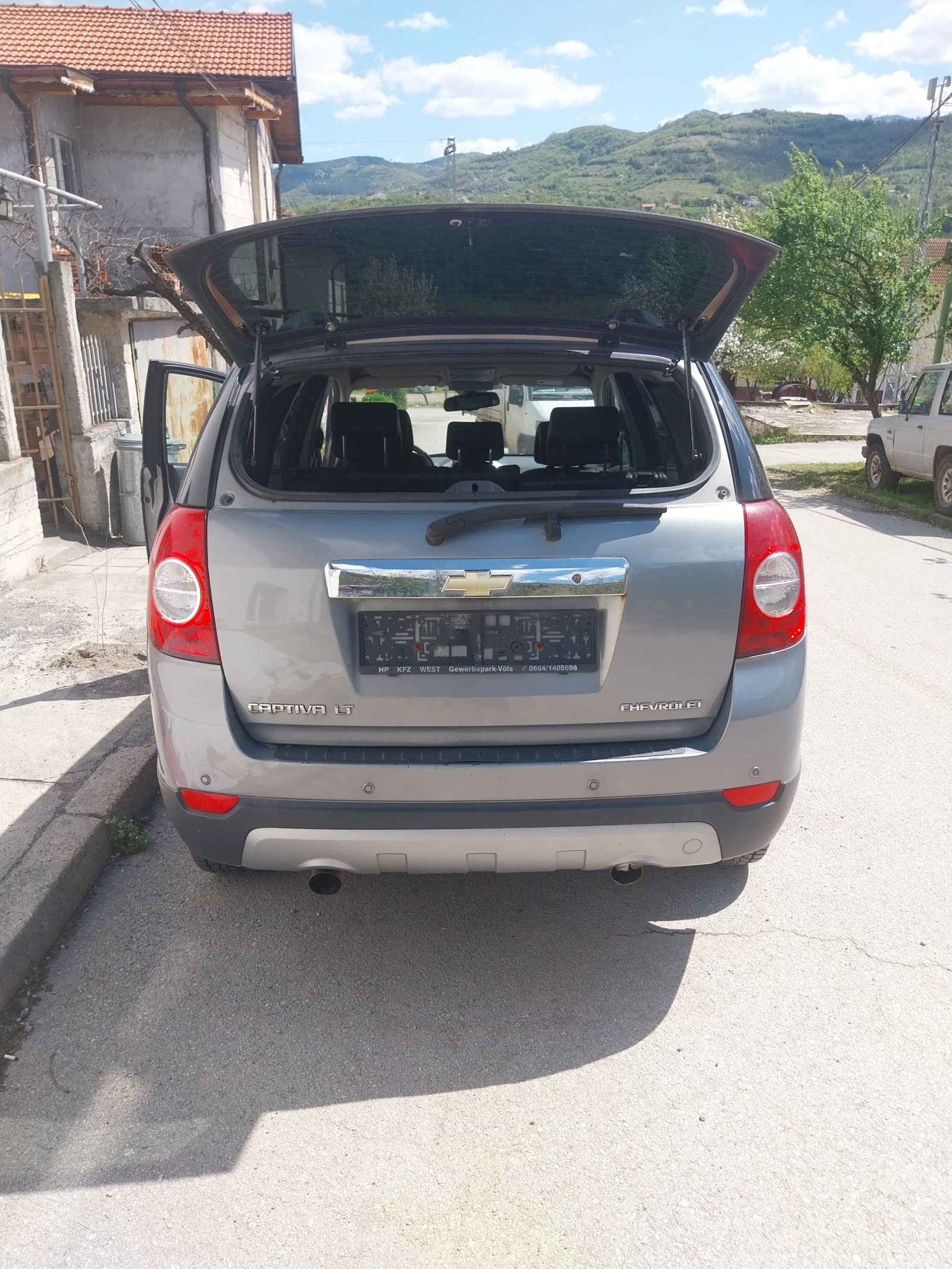 Chevrolet Captiva, снимка 6 - Автомобили и джипове - 54427596