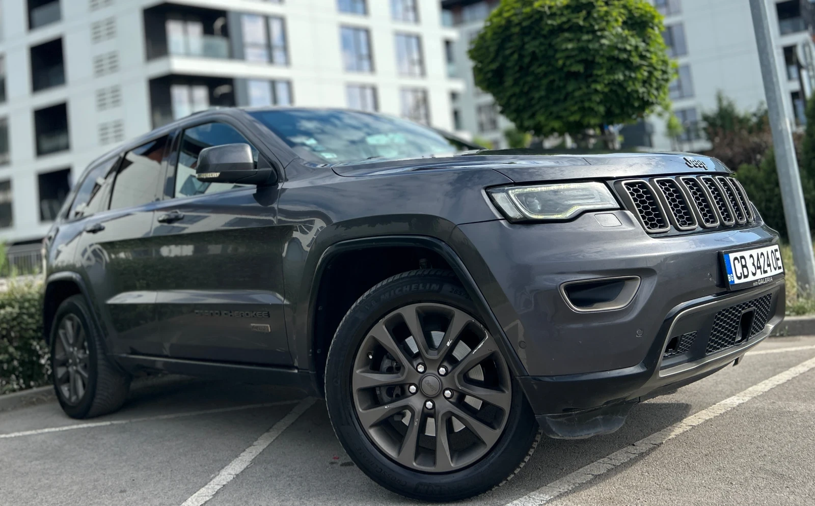 Jeep Grand cherokee FACE* 3.0CRD* 4x4* Distronic* FULL, снимка 3 - Автомобили и джипове - 55008648