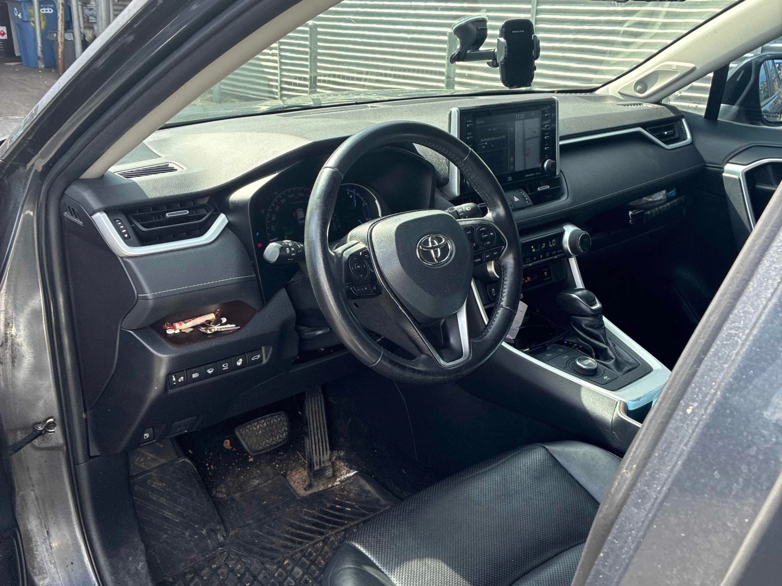 Toyota Rav4 * Hybrid Limited * АВТОКРЕДИТ БЕЗ ПЪРВОНАЧАЛНА* , снимка 5 - Автомобили и джипове - 55850959