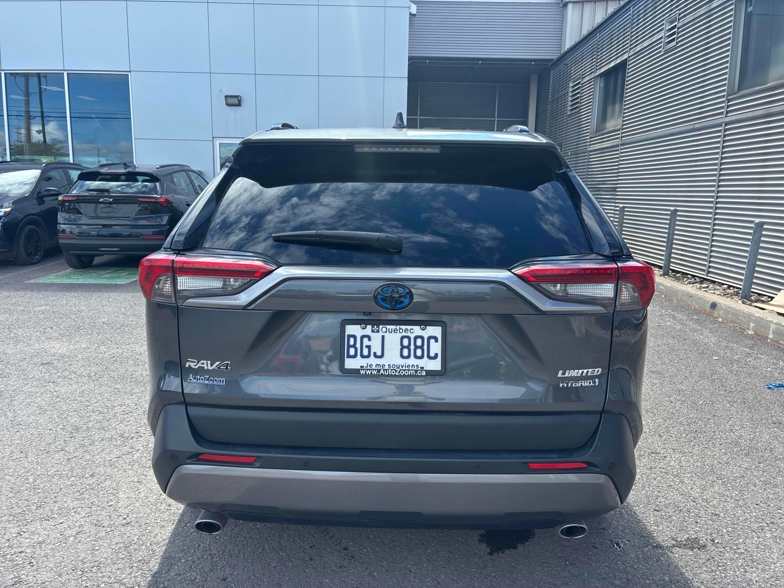 Toyota Rav4 * Hybrid Limited * АВТОКРЕДИТ БЕЗ ПЪРВОНАЧАЛНА* , снимка 4 - Автомобили и джипове - 55850959