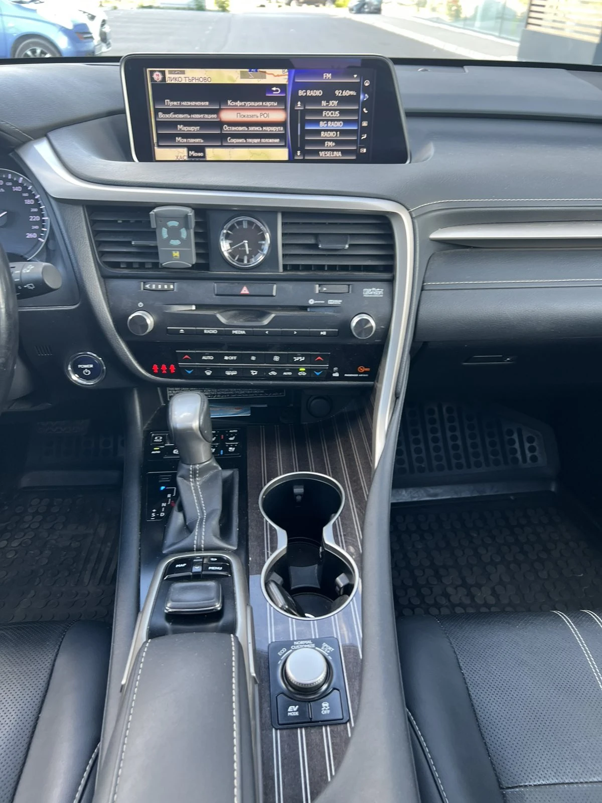 Lexus RX 450h 3.5 V6 Luxury AWD, снимка 16 - Автомобили и джипове - 56196775