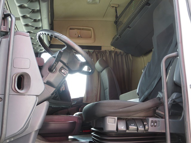 Scania R 440 E6 ЦЕНА ЗА КОМПОЗИЦИЯ, снимка 6 - Камиони - 40194793