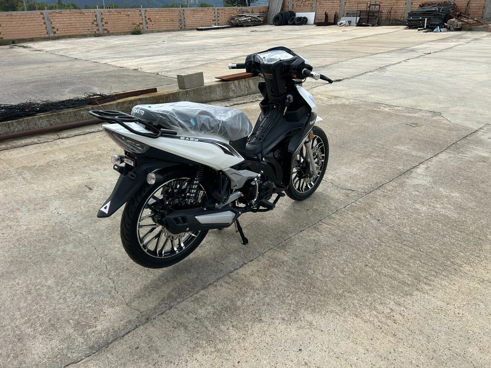 Lifan Elite EASY 49 куб., снимка 4 - Мотоциклети и мототехника - 55477301