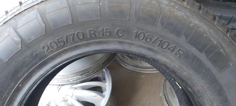 Гуми Летни 205/70R15, снимка 5 - Гуми и джанти - 33053752