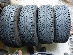 Гуми Зимни 215/70R16, снимка 1 - Гуми и джанти - 42628765