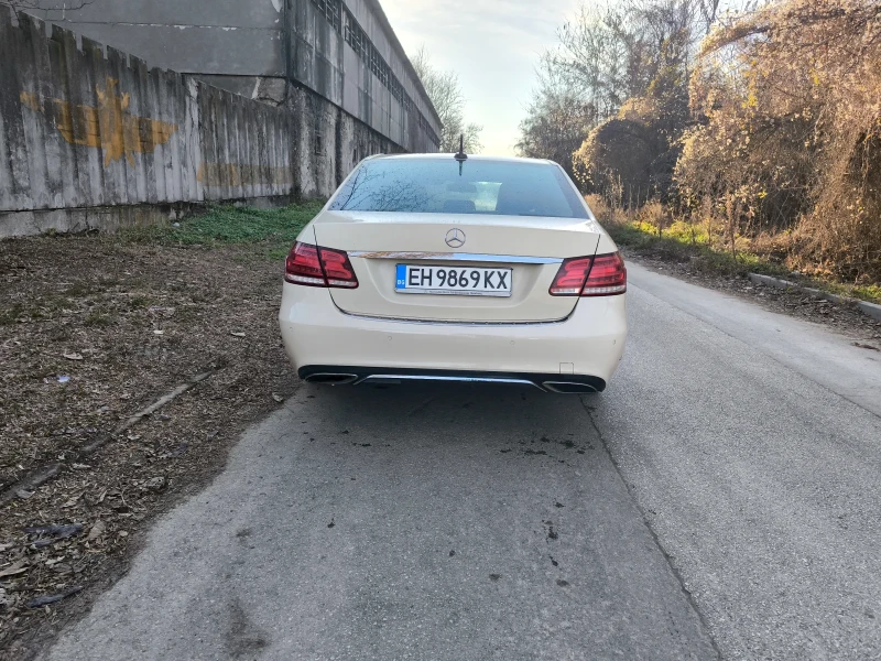 Mercedes-Benz 220, снимка 5 - Автомобили и джипове - 48142787