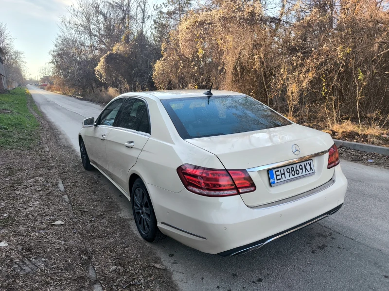 Mercedes-Benz 220, снимка 4 - Автомобили и джипове - 48142787