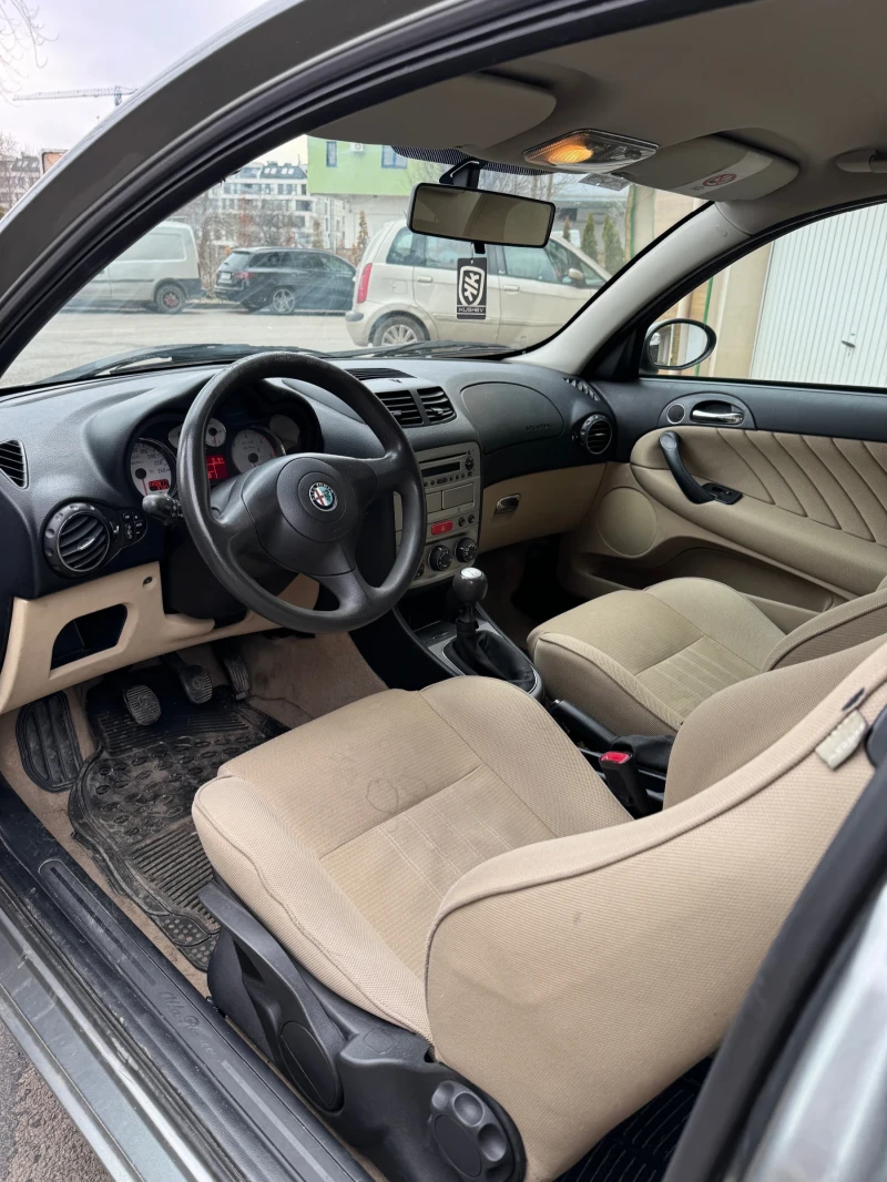 Alfa Romeo 147 Jtd, снимка 8 - Автомобили и джипове - 48709793