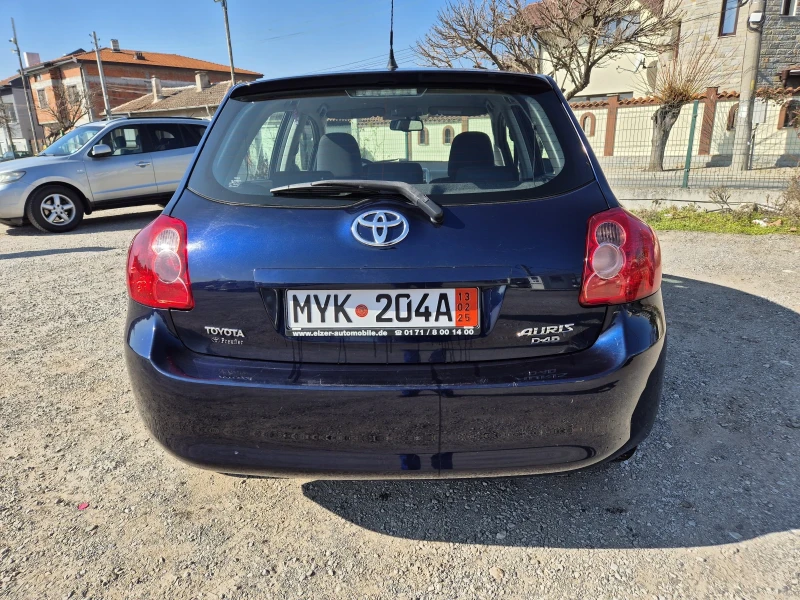 Toyota Auris, снимка 2 - Автомобили и джипове - 49102601