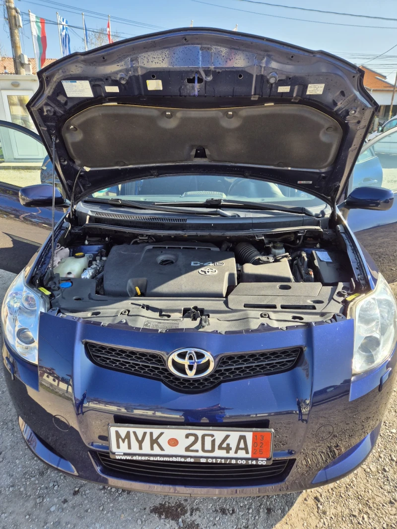 Toyota Auris, снимка 5 - Автомобили и джипове - 49102601