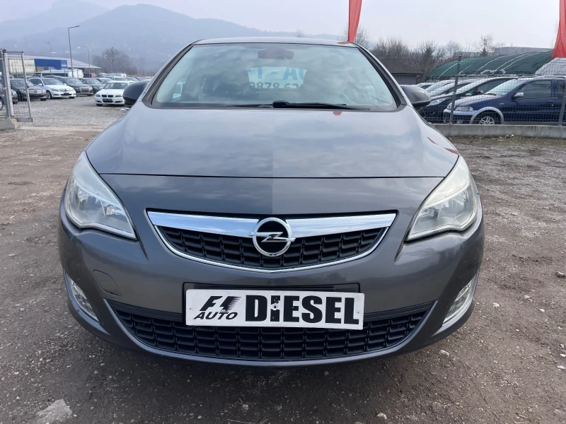 Opel Astra 1.7CDTI-110-ITALIA, снимка 2 - Автомобили и джипове - 49306476