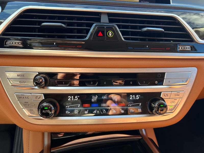 BMW 750 D Laser/TV/ TOP, снимка 12 - Автомобили и джипове - 52688526