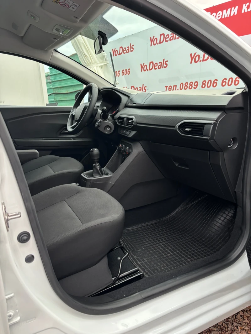Dacia Sandero 1.0i, снимка 8 - Автомобили и джипове - 52651947