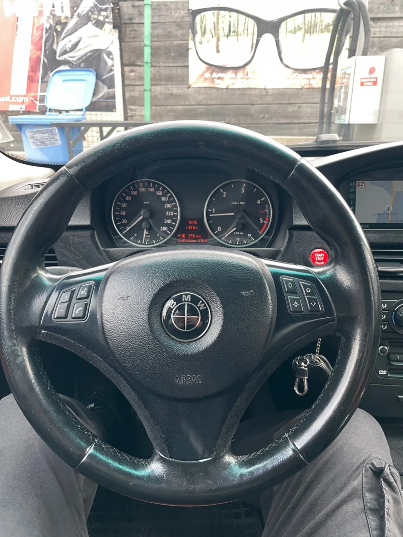 BMW 320, снимка 8 - Автомобили и джипове - 53055684