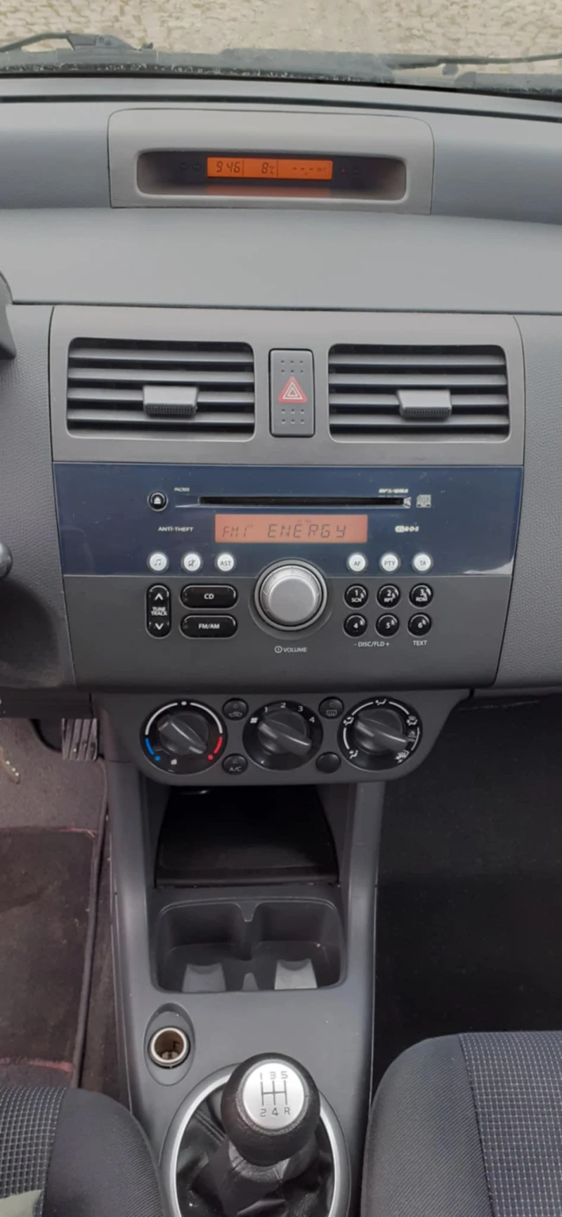 Suzuki Swift 4x4, снимка 6 - Автомобили и джипове - 53381130