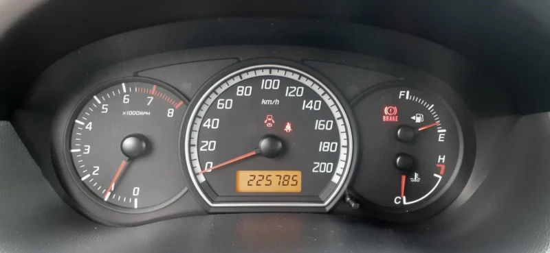 Suzuki Swift 4x4, снимка 7 - Автомобили и джипове - 53381130