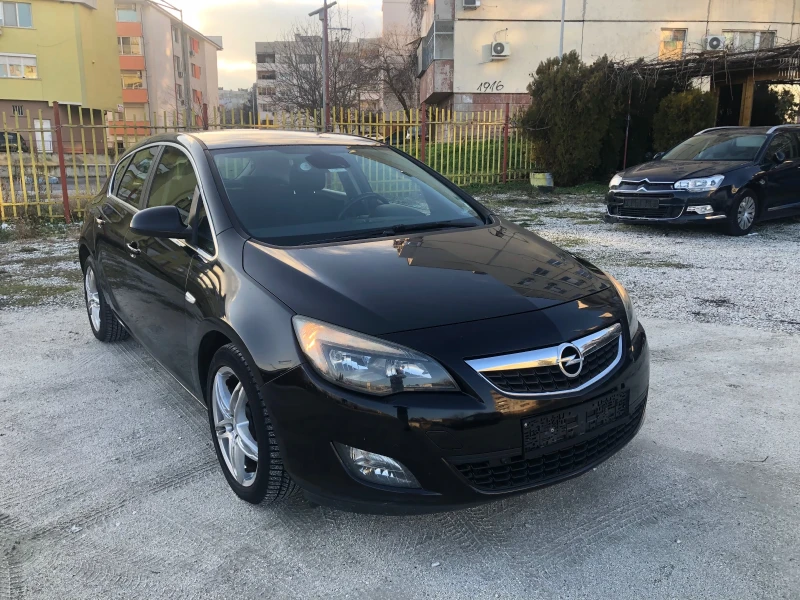 Opel Astra 1.6 COSMO, снимка 7 - Автомобили и джипове - 53561300