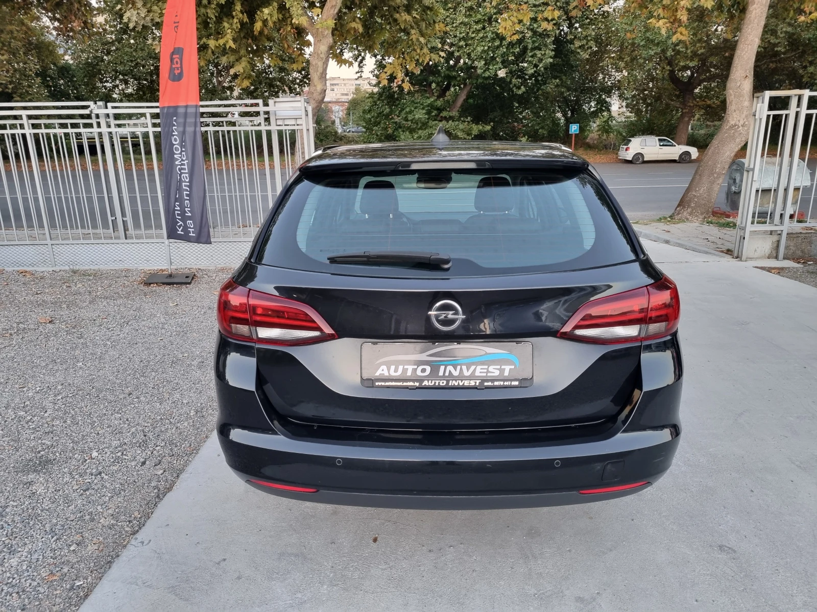 Opel Astra 1.6 Дизел, Автомат, Кожа, NAVI, Евро 6В - изображение 6