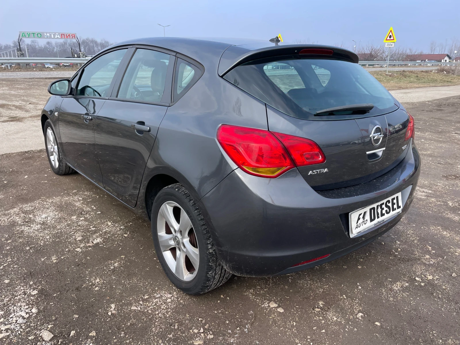 Opel Astra 1.7CDTI-110-ITALIA | Mobile.bg — изображение 11