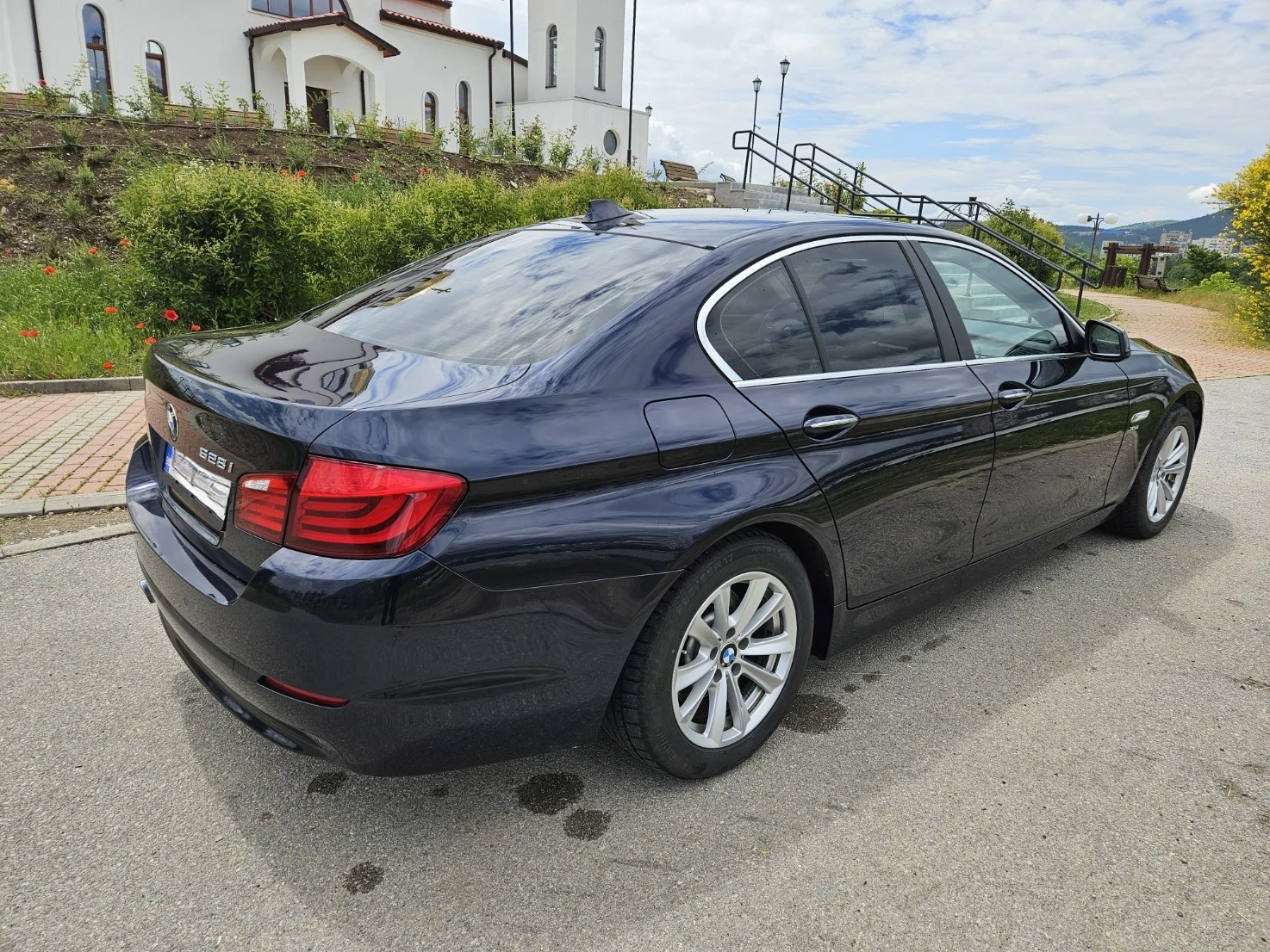 BMW 528 i xDrive Steptronic - изображение 8