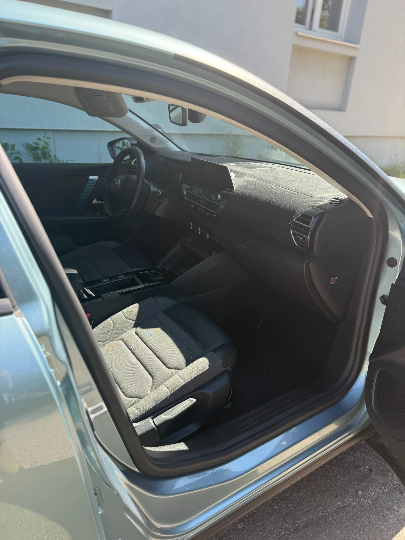 Citroen C4 Electric - изображение 8