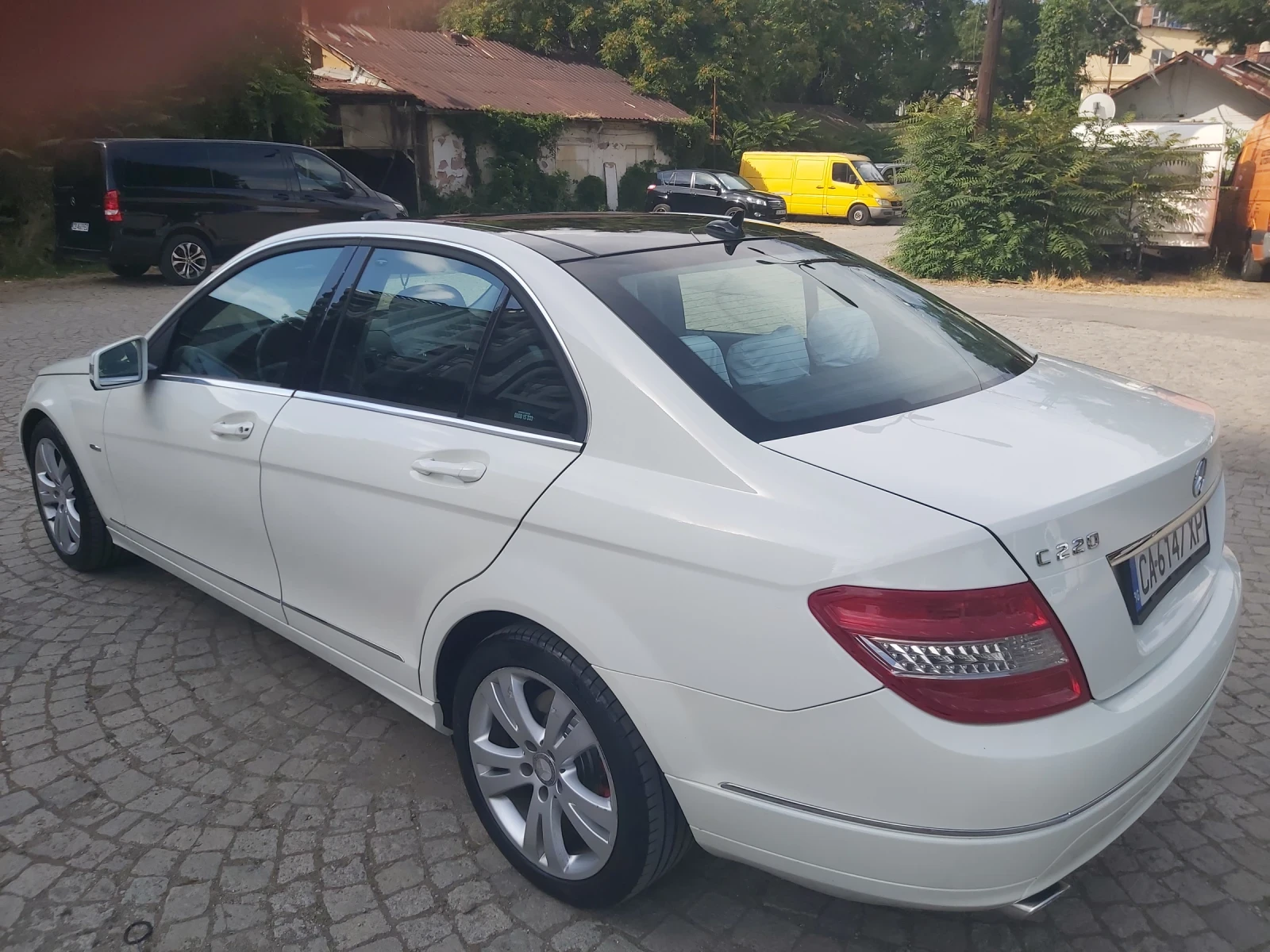 Mercedes-Benz C 220  - изображение 7