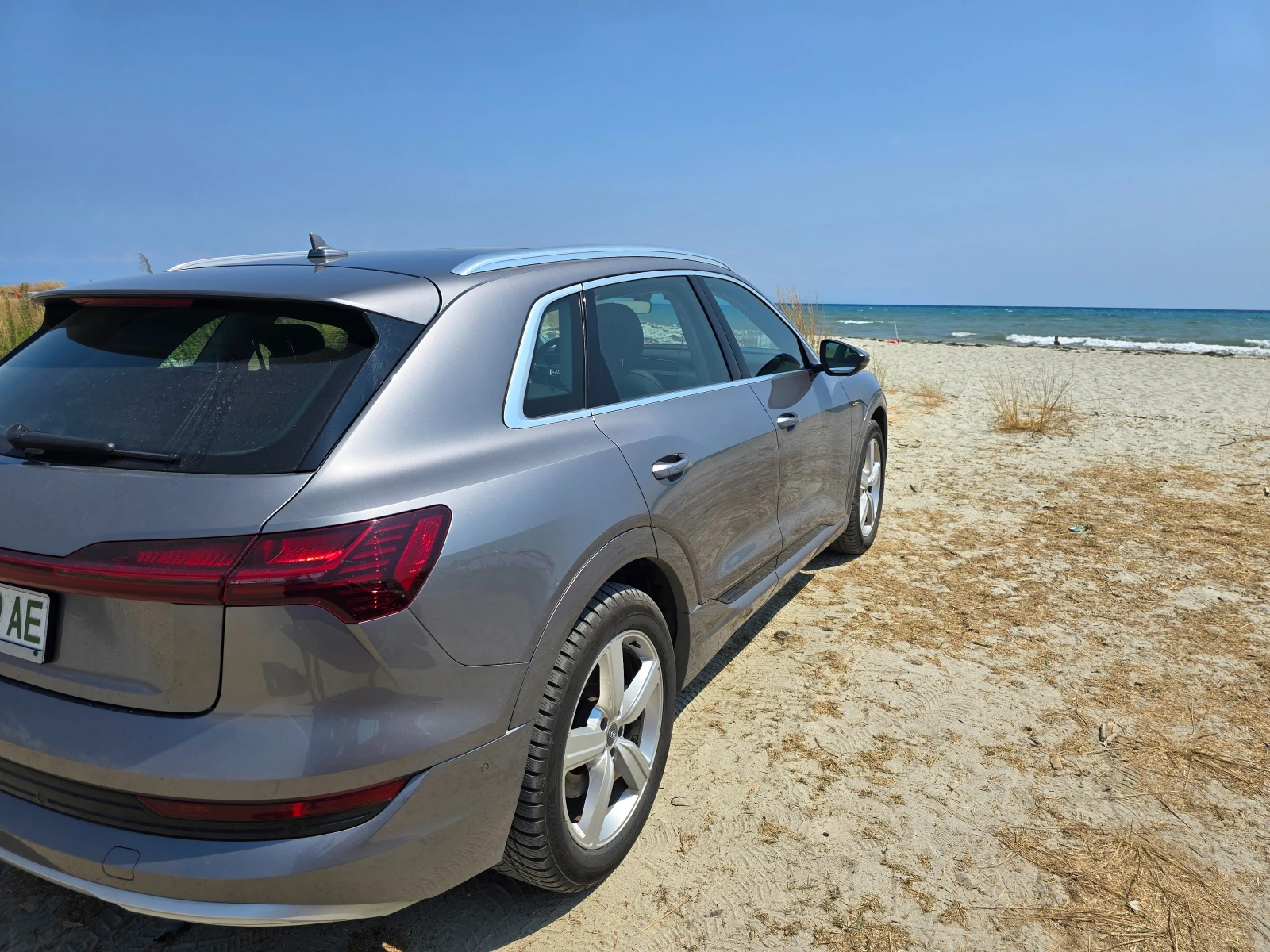 Audi E-Tron 50 - изображение 6
