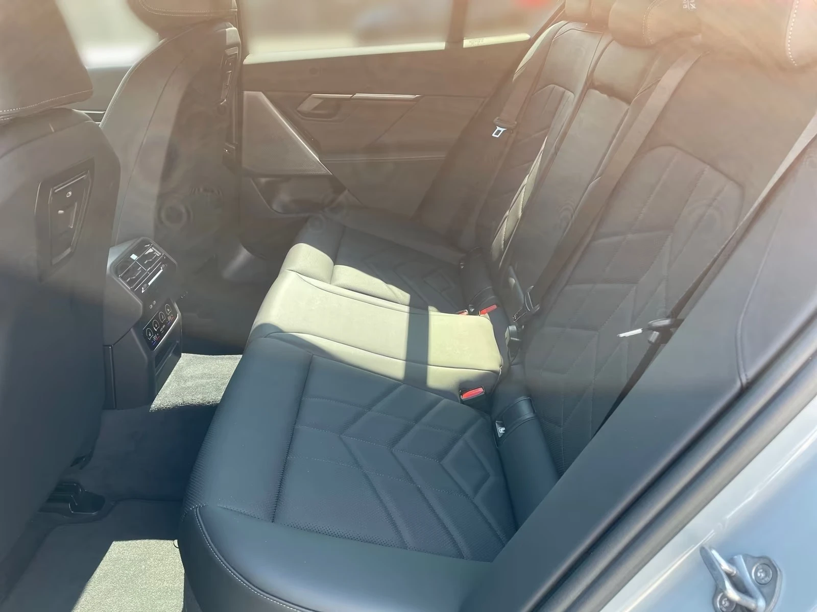 BMW 520 xDrive Lim. M Sport - изображение 8