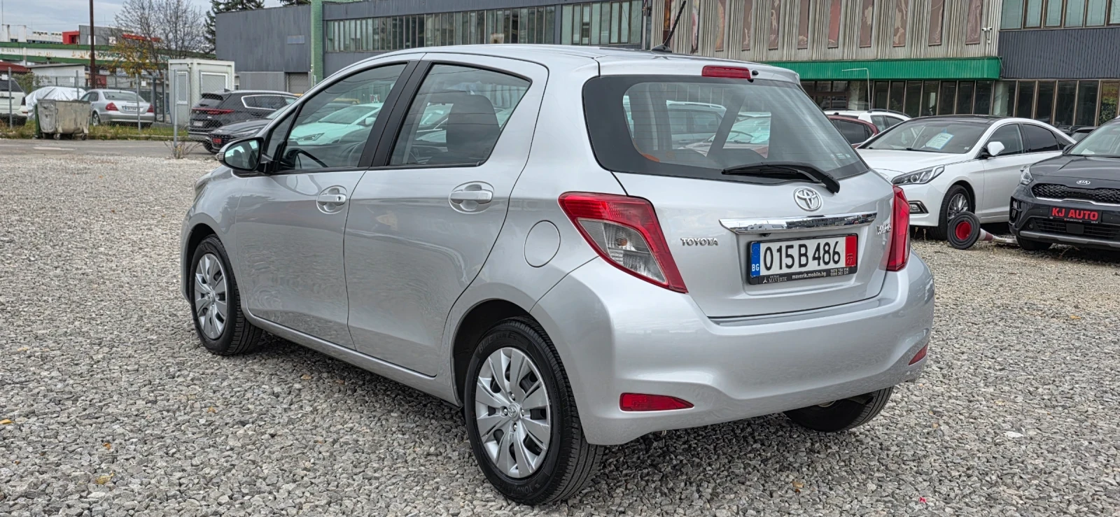 Toyota Yaris 1.0i 70k.c EURO 5B UNIKAT ITALIA  - изображение 6