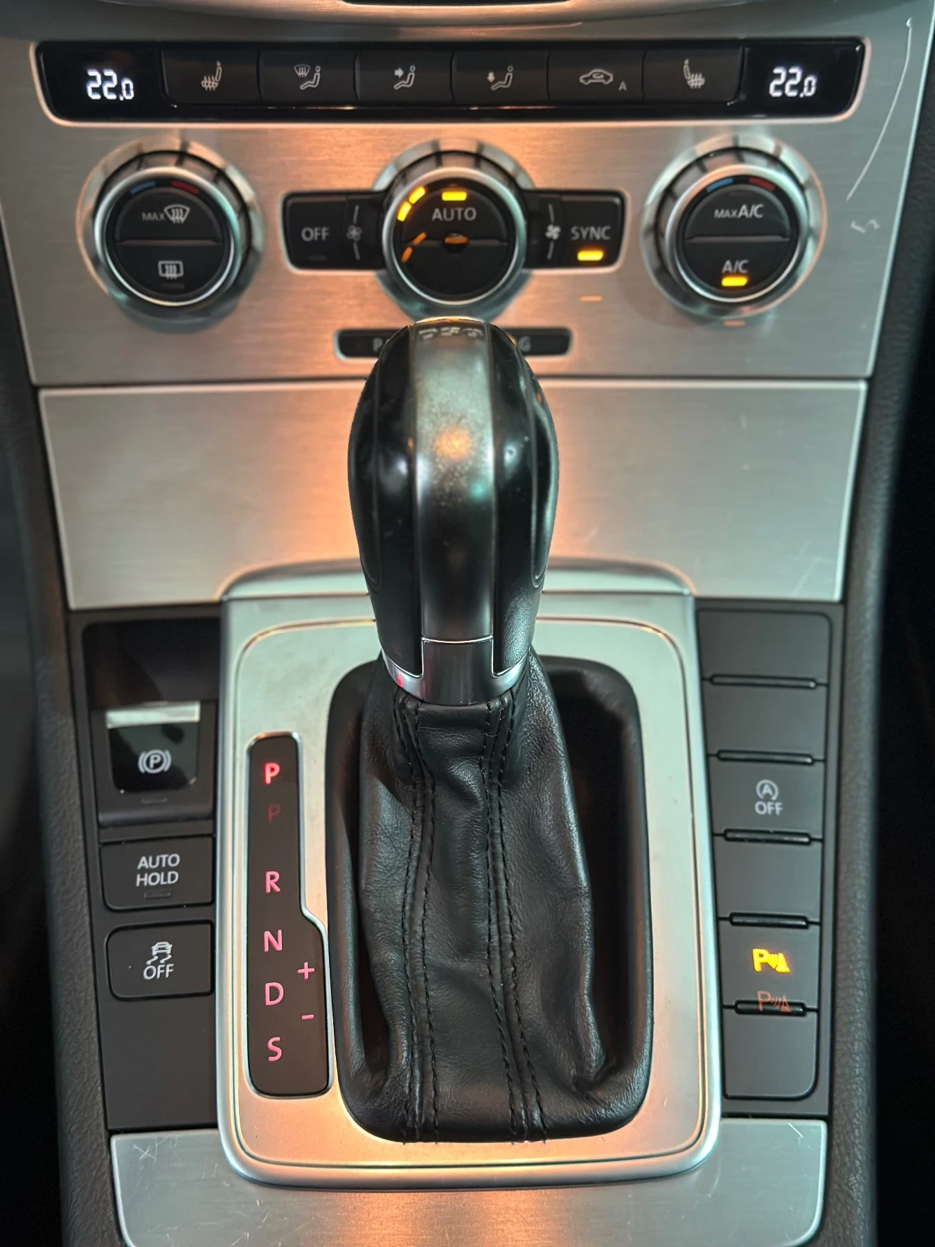 VW Passat DSG | Mobile.bg   13