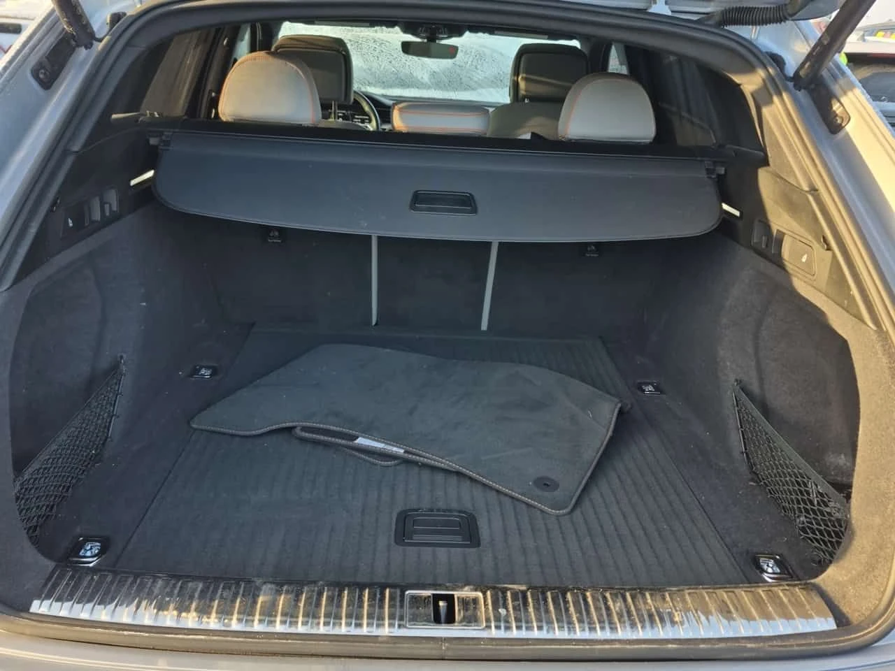 Audi E-Tron S Line/TECHNIK/Driver assistance/Heated+ cooled se | Mobile.bg � ����������� 12
