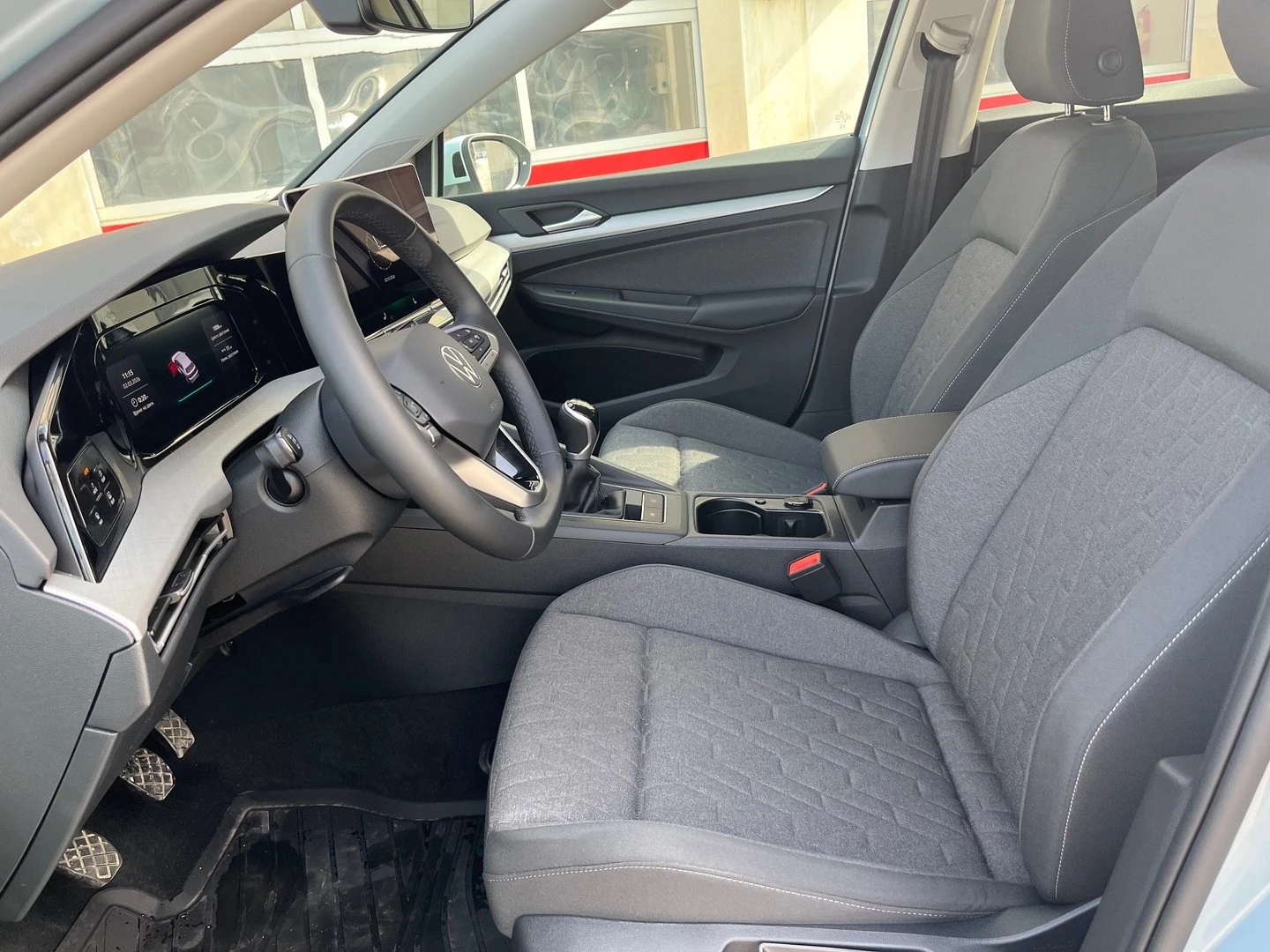 VW Golf 8 Life Plus 1.5 TSI OPF | Mobile.bg � ����������� 5