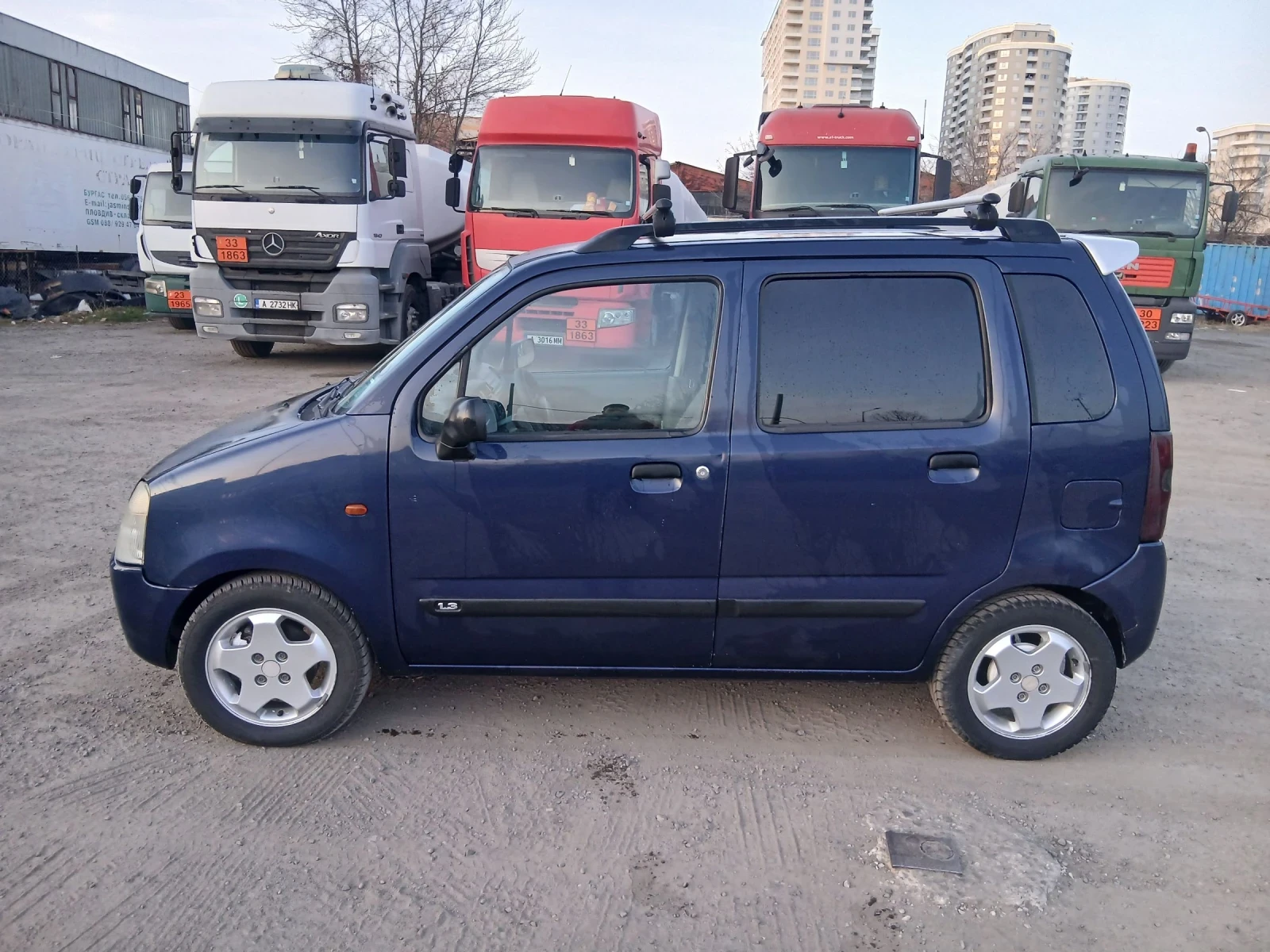 Suzuki Wagon r 1.3, снимка 10 - Автомобили и джипове - 53879841