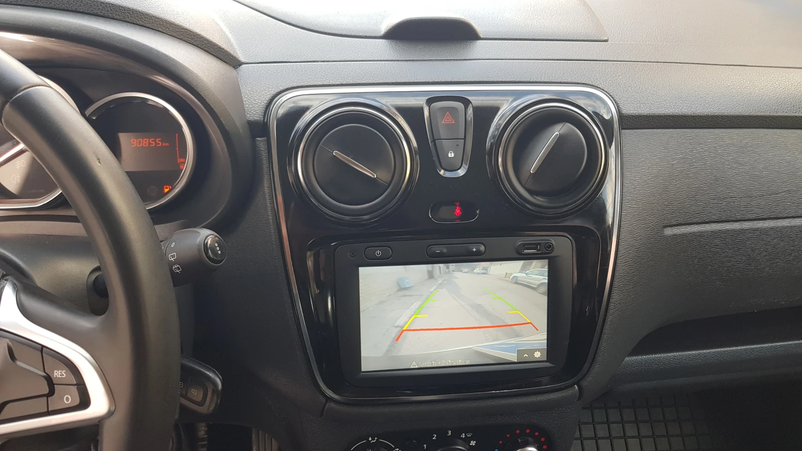 Dacia Lodgy steplay 1.3TCE 130p.s, снимка 5 - Автомобили и джипове - 53993531