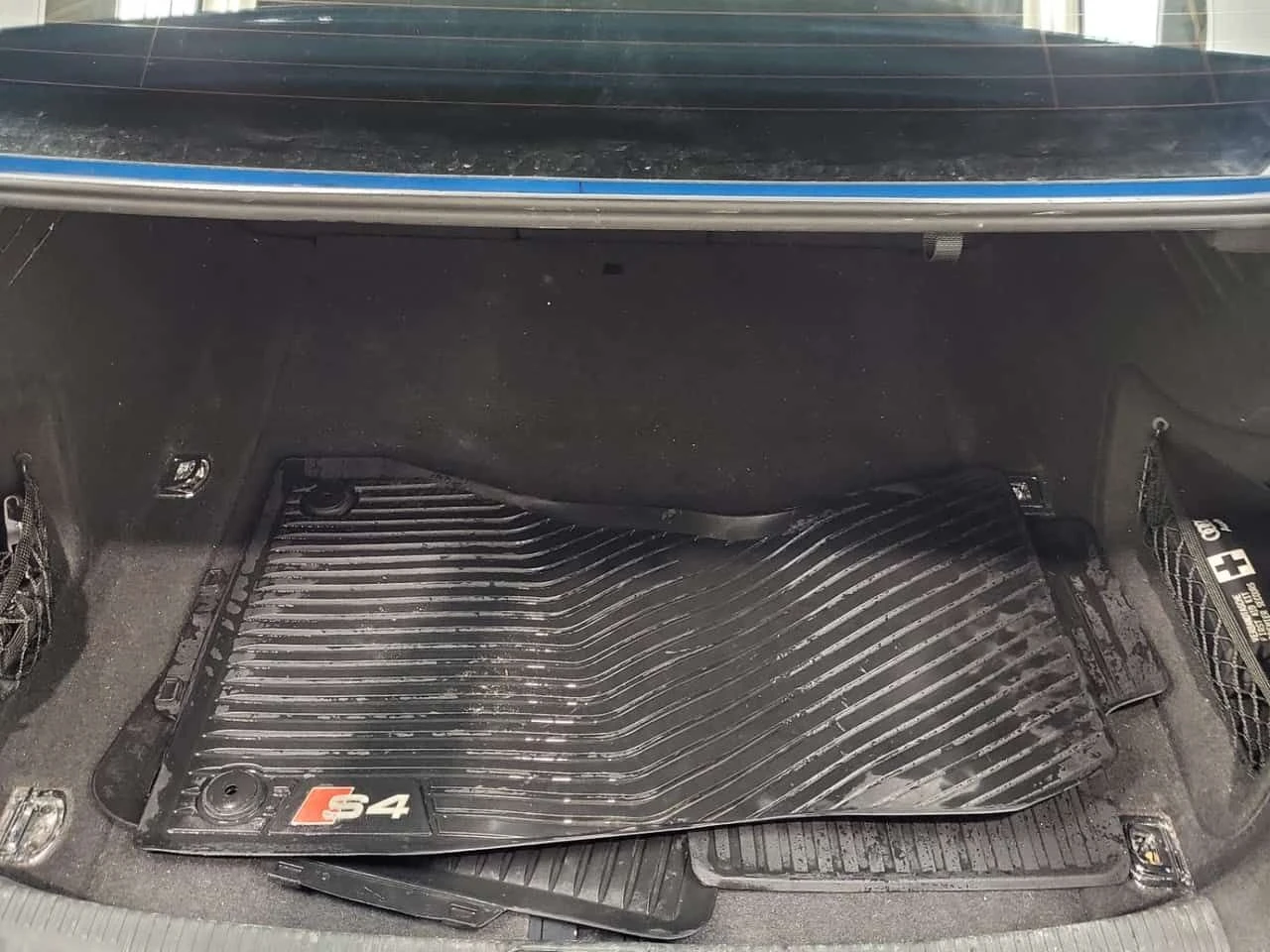 Audi S4  PROGRESSIV /DISTRONIC/CAMERA, снимка 14 - Автомобили и джипове - 54046661