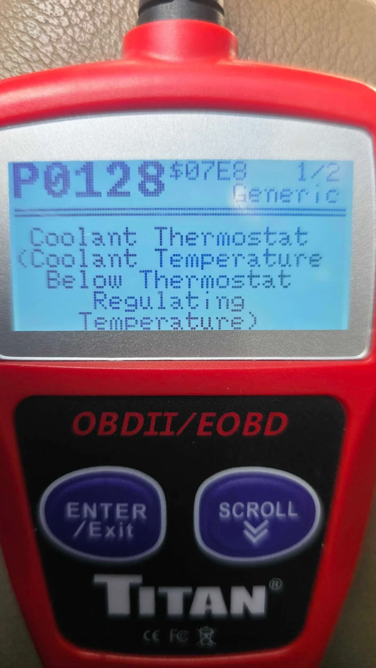 Mercedes-Benz C 350 CARFAX /Кожа/Нави/Подгрев/Панорама/КЛИП, снимка 11 - Автомобили и джипове - 54112449