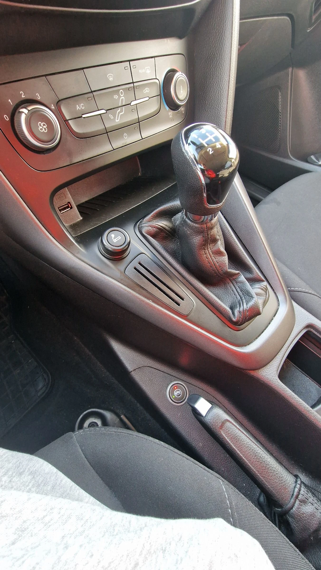 Ford Focus 1.6 TI-VCT | Mobile.bg � ����������� 12