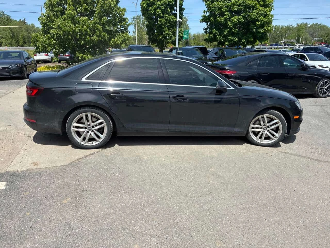 Audi A4 * Technik * 360 * ОБДУХВАНЕ * ДИГИТАЛНО, снимка 3 - Автомобили и джипове - 54756178