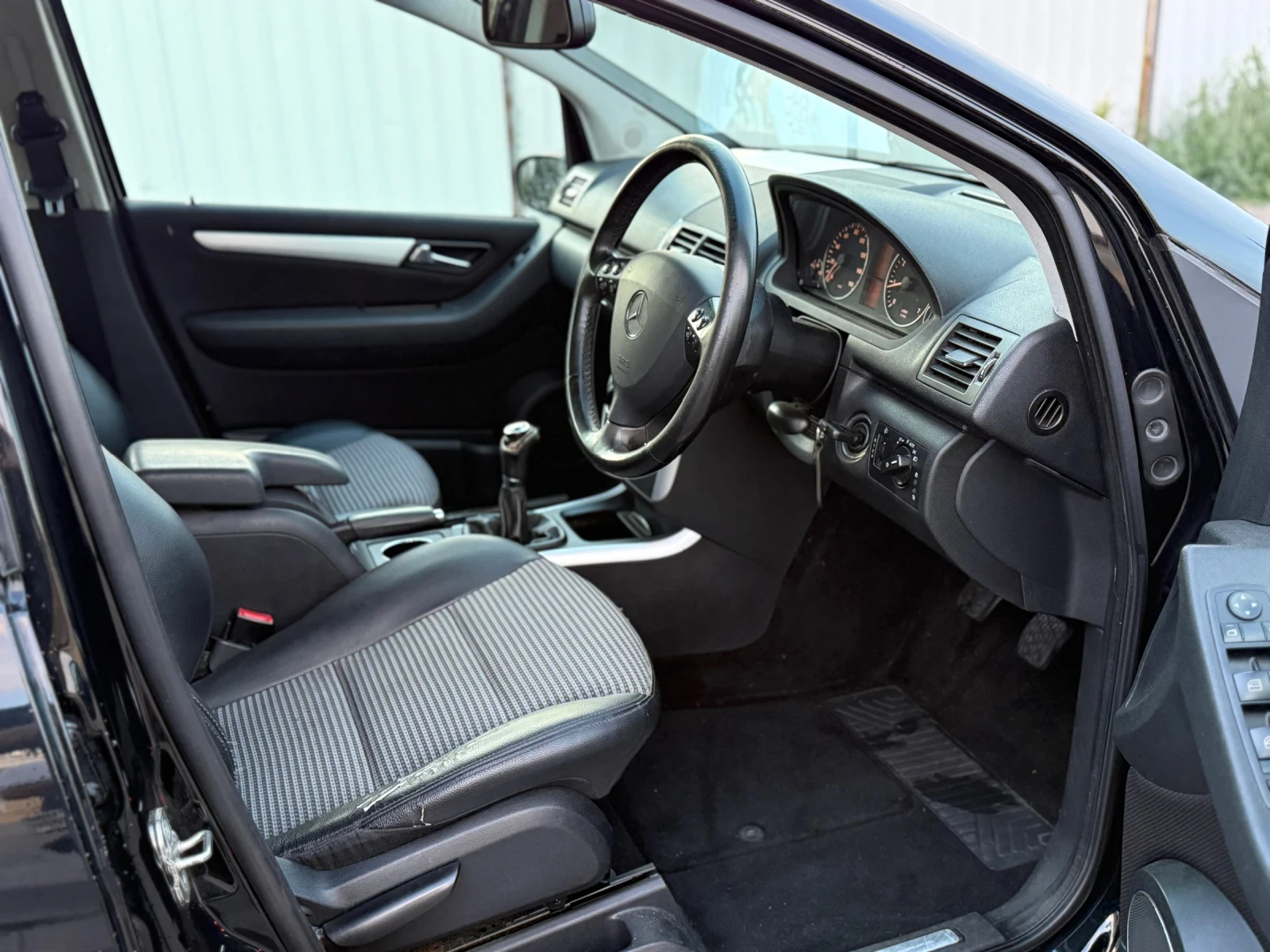 Mercedes-Benz A 150 1.5 95к.с , снимка 6 - Автомобили и джипове - 55002904
