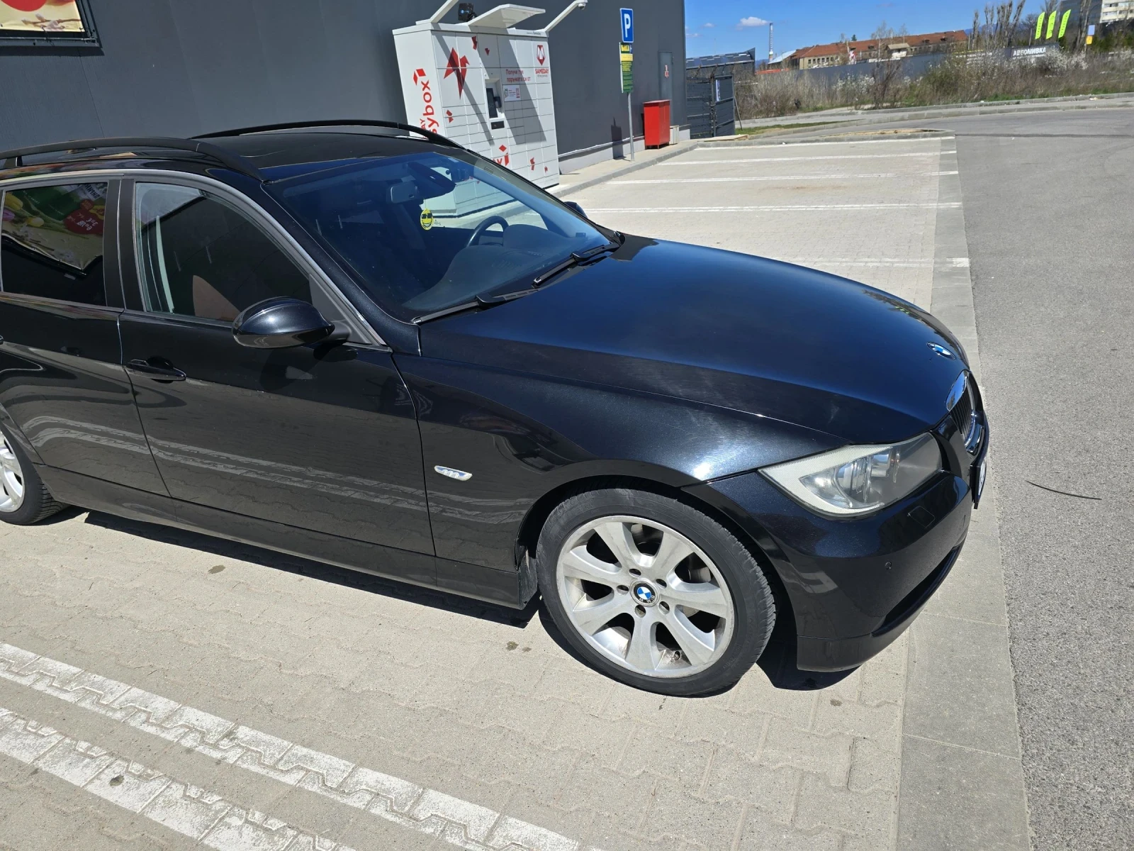 BMW 320 163 к.с. Автомат, Comfort Access, Панорама, Кожа, снимка 6 - Автомобили и джипове - 55033170