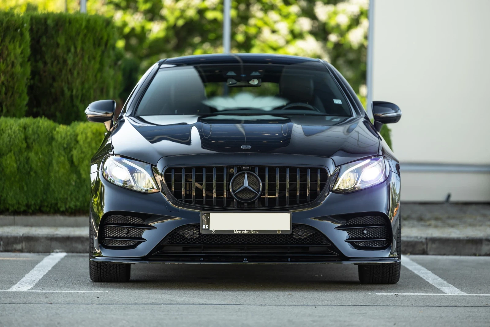 Mercedes-Benz E 220, снимка 7 - Автомобили и джипове - 55060339