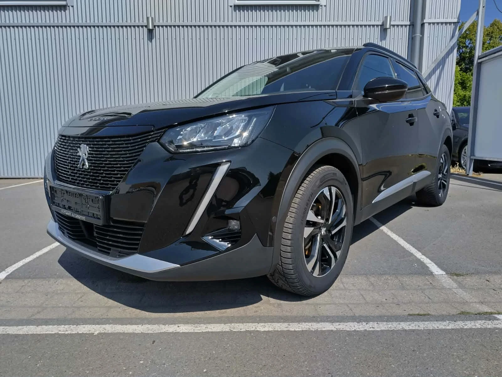 Peugeot 2008, снимка 2 - Автомобили и джипове - 55413774
