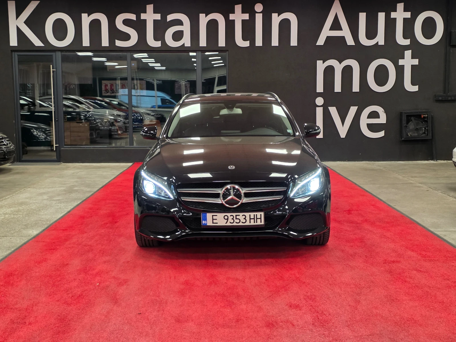 Mercedes-Benz C 220 d | Автоматик | Регистриран, снимка 2 - Автомобили и джипове - 55429369