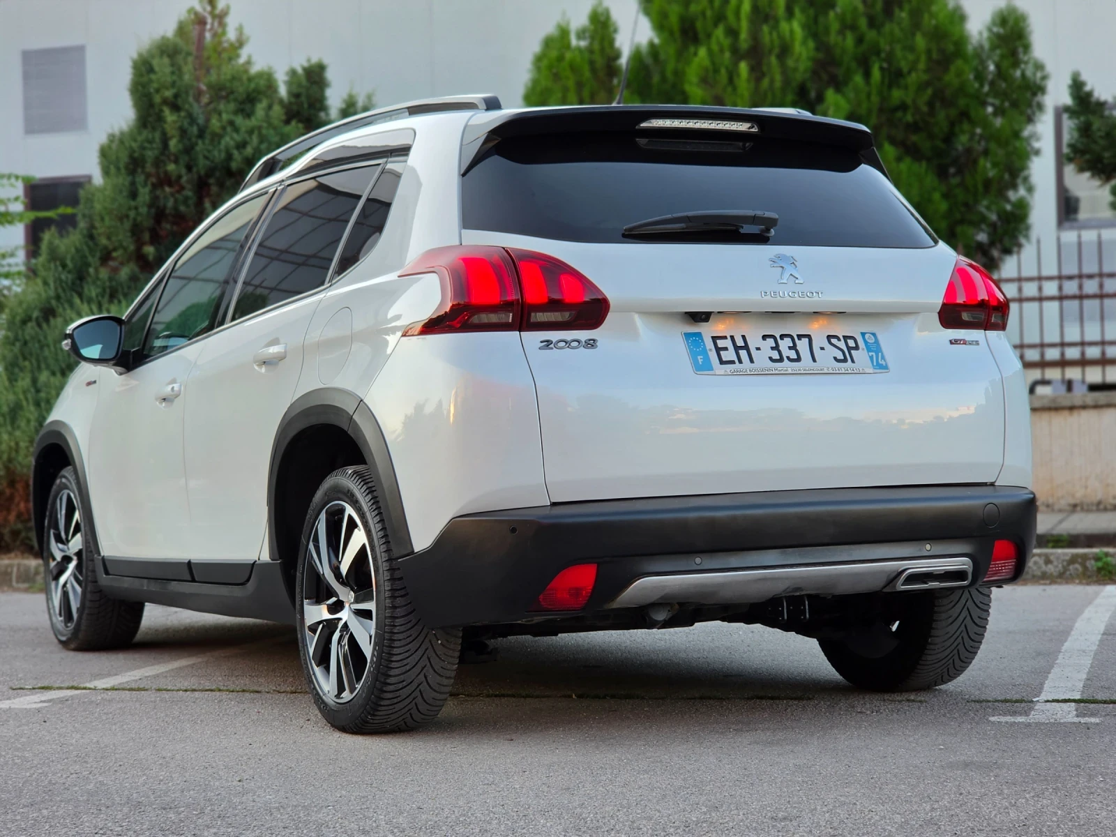 Peugeot 2008 1.6HDI 120hp * EURO 6 * НАВИ * GT-LINE *  ЛИЗИНГ , снимка 2 - Автомобили и джипове - 55465220
