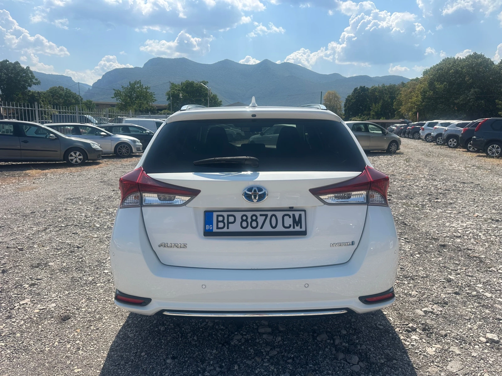 Toyota Auris 1.8HIBRID 128kc, снимка 4 - Автомобили и джипове - 55613071