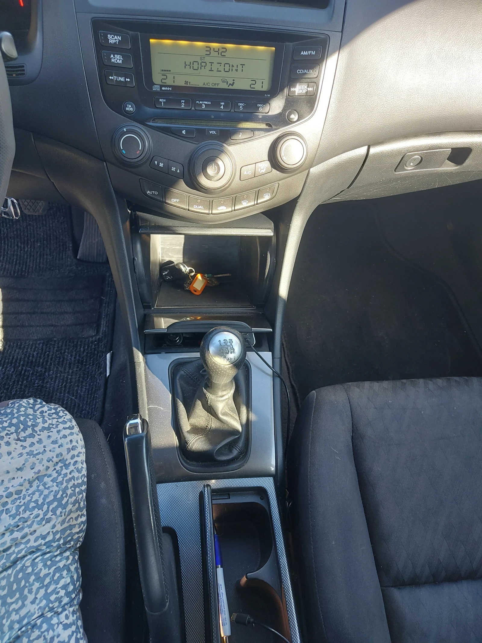 Honda Accord, снимка 14 - Автомобили и джипове - 55637900