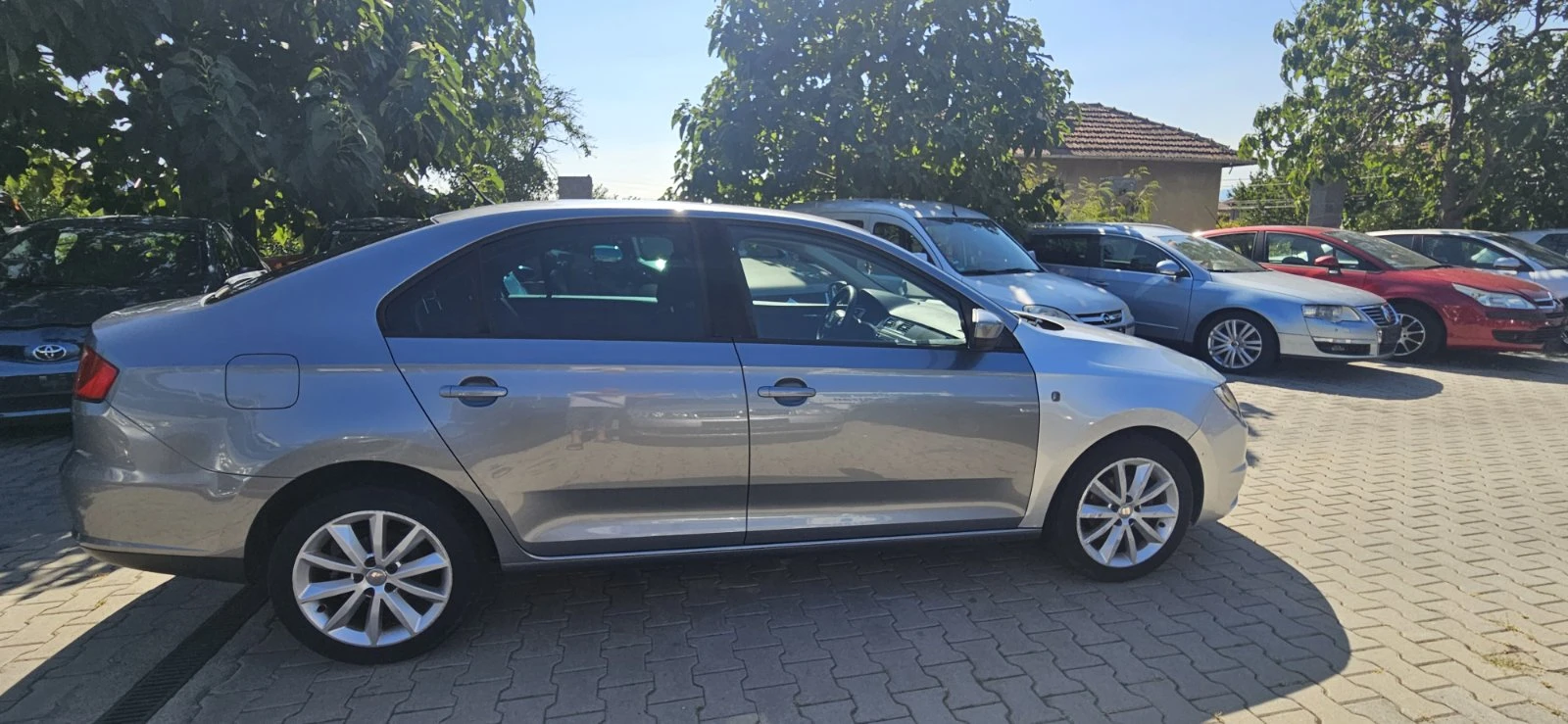 Seat Toledo 1.2 TSI, снимка 3 - Автомобили и джипове - 55920758
