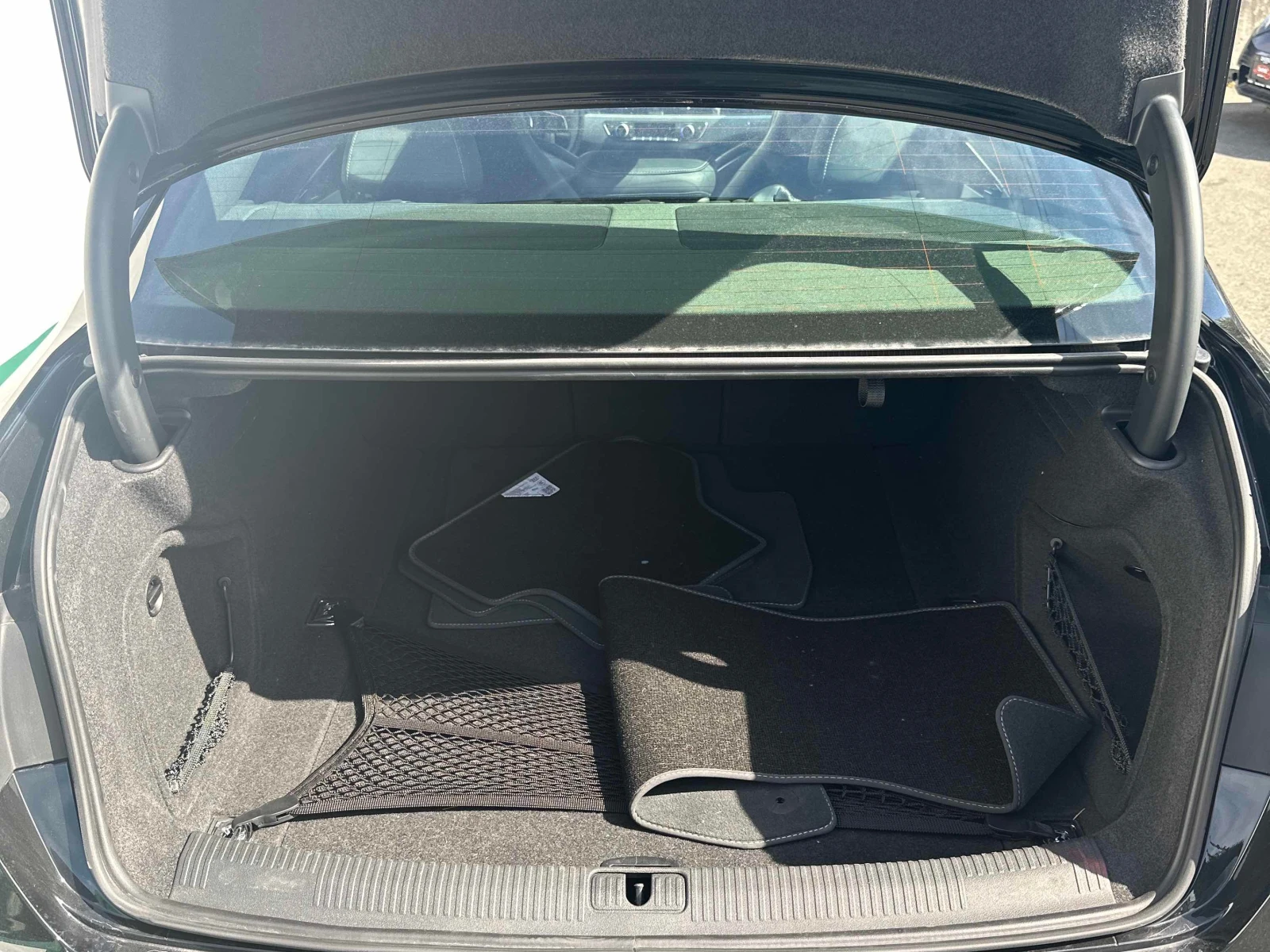 Audi S4  PROGRESSIV / ДИСТРОНИК / АВТОКРЕДИТ , снимка 12 - Автомобили и джипове - 55939636