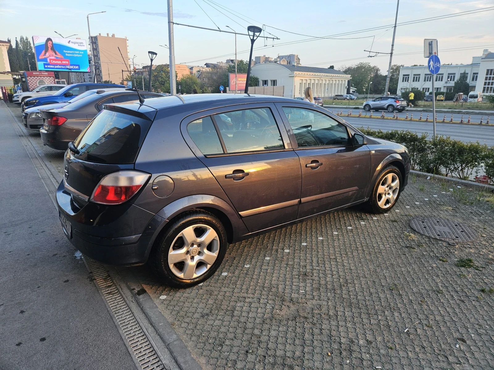 Opel Astra H, снимка 12 - Автомобили и джипове - 56045691
