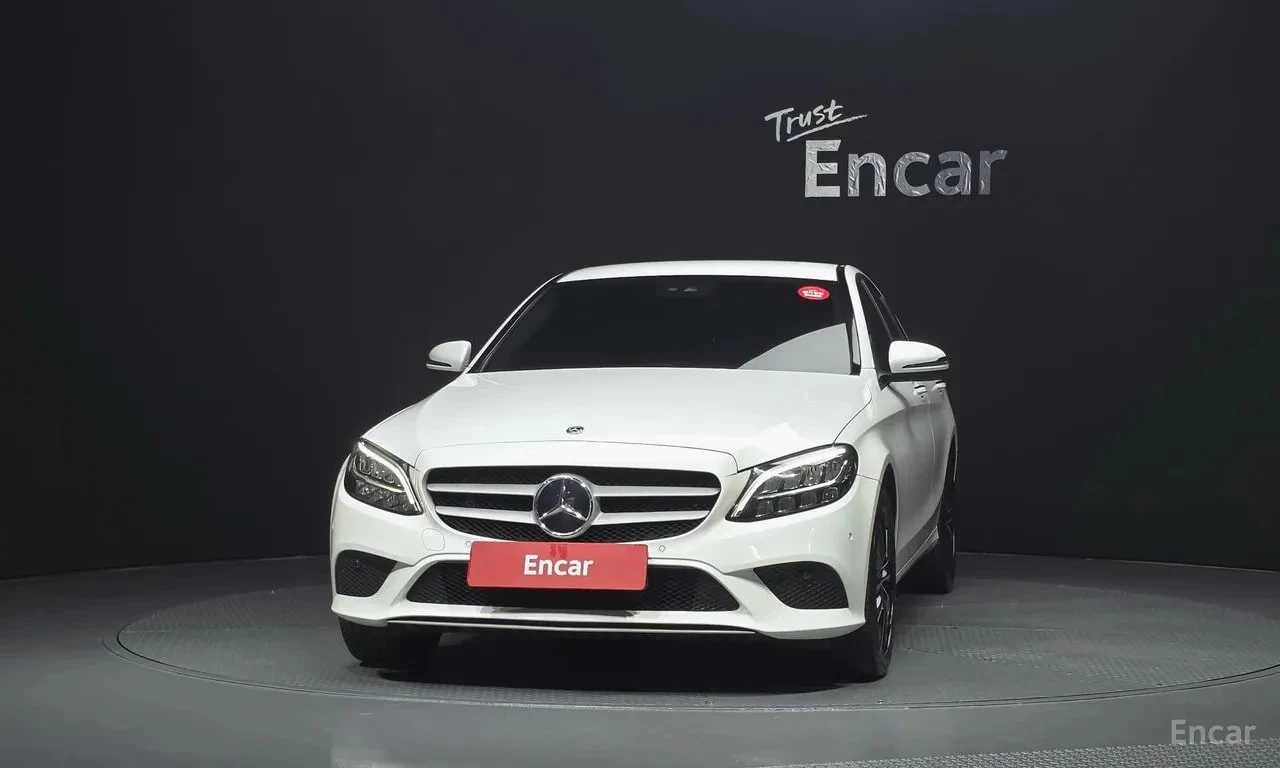 Mercedes-Benz C 200 / ФИКСИРАНА ЦЕНА ДО БЪЛГАРИЯ С ВСИЧКИ ТАКСИ /, снимка 3 - Автомобили и джипове - 56130855